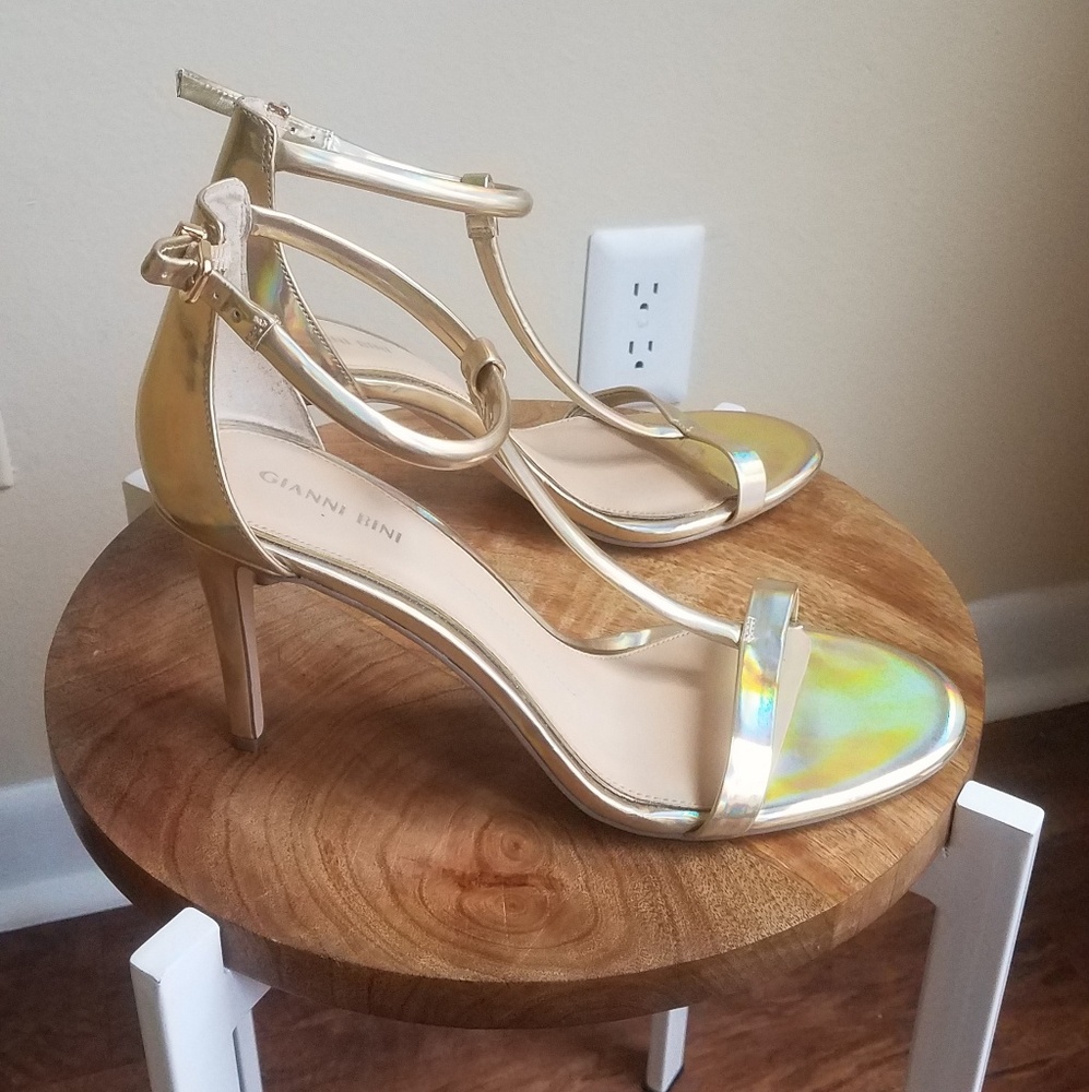 Cute Size 11 Gold Holographic Heels